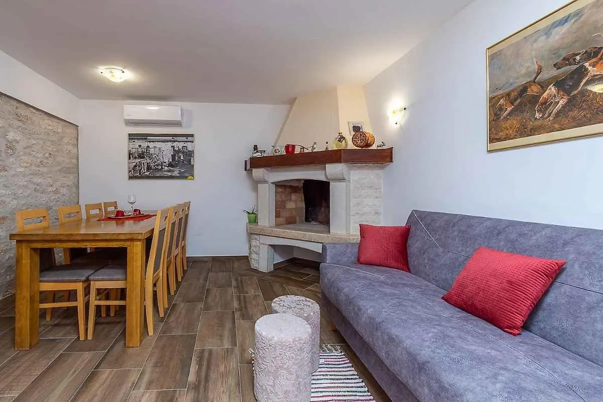 Holiday Home In Svetvincenat - Istrien 51850