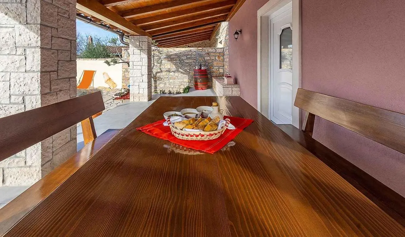 Holiday Home In Svetvincenat - Istrien 51850