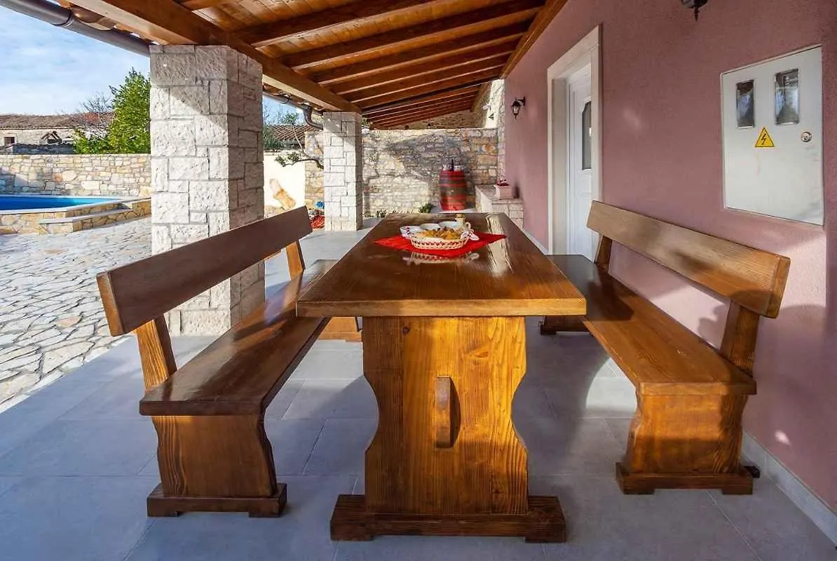 Holiday Home In Svetvincenat - Istrien 51850